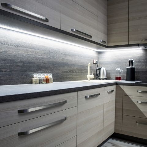 Moderní designová kuchyně - Truhlářství Hejda