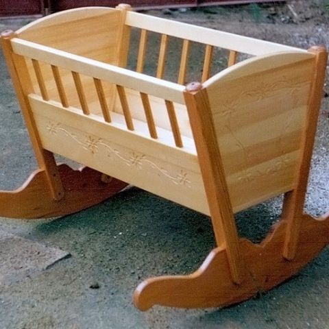 Dřevěná dětská kolébka - Truhlářství Hejda
